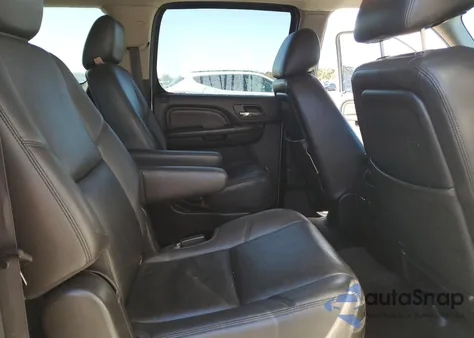 2013 GMC Yukon Xl Denali из США, поврежденный, VIN 1GKS2MEF3DR103412